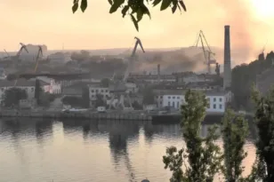 Νύχτα επιθέσεων με drones στη Ρωσία: Τρεις νεκροί και μπλακ άουτ στη Σεβαστούπολη