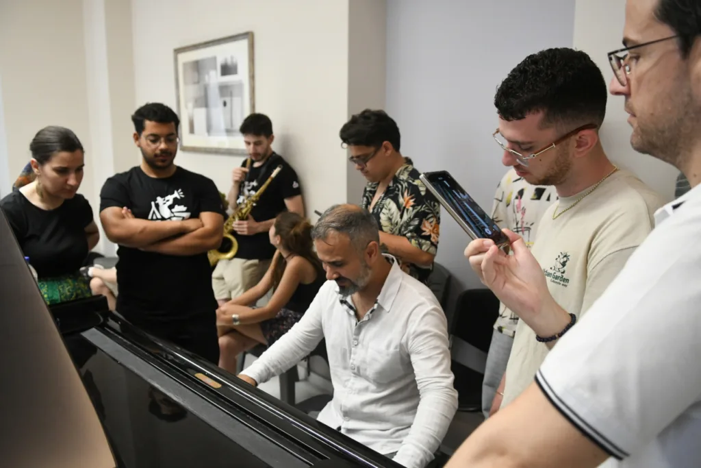 Πάτρα: Το «Jazz and More» γέμισε την πόλη με αυτοσχεδιασμούς, master classes και νέους μουσικούς ΦΩΤΟ