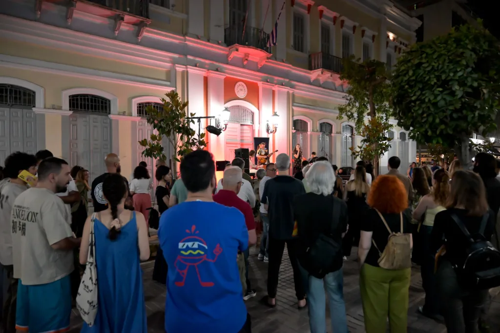 Πάτρα: Η jazz βγήκε στους δρόμους και άνοιξε το «jazz and more» με ρυθμό και αυτοσχεδιασμό