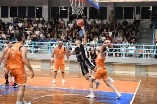 Η ΕΑΠ νικήτρια στον α’ τελικό με την ΑΕ Ροϊτίκων – Φωτογραφίες