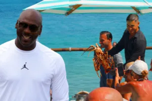 Πόλος έλξης η Ελλάδα για τις διακοπές των celebrities και των διεθνών αστέρων ΦΩΤΟΓΡΑΦΙΕΣ