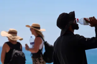 Καιρός: Στα ύψη ο υδράργυρος με 42άρια – «Καμίνι» η Πάτρα και η Δυτική Ελλάδα