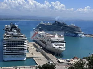 Στο Κατάκολο τρία κρουαζιερόπλοια μετέφεραν 13.000 κόσμο! ΦΩΤΟ