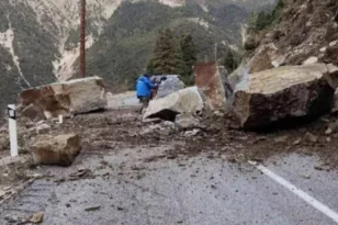 Εύβοια-σεισμοί: σοβαρές ζημιές σε σπίτια, μπλόκο σε δρόμους από βράχια