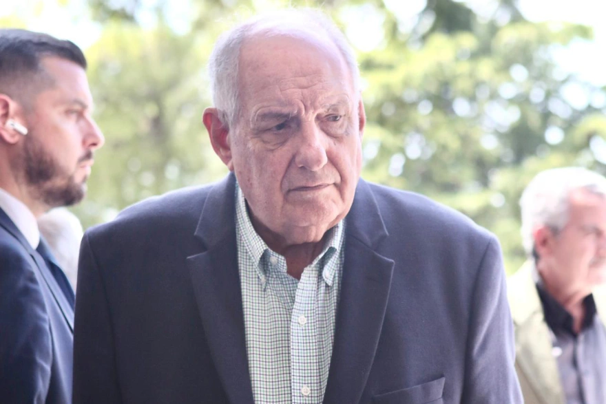 Νάσος Αθανασίου: Το τελευταίο αντίο στον δημοσιογράφο και πρώην βουλευτή