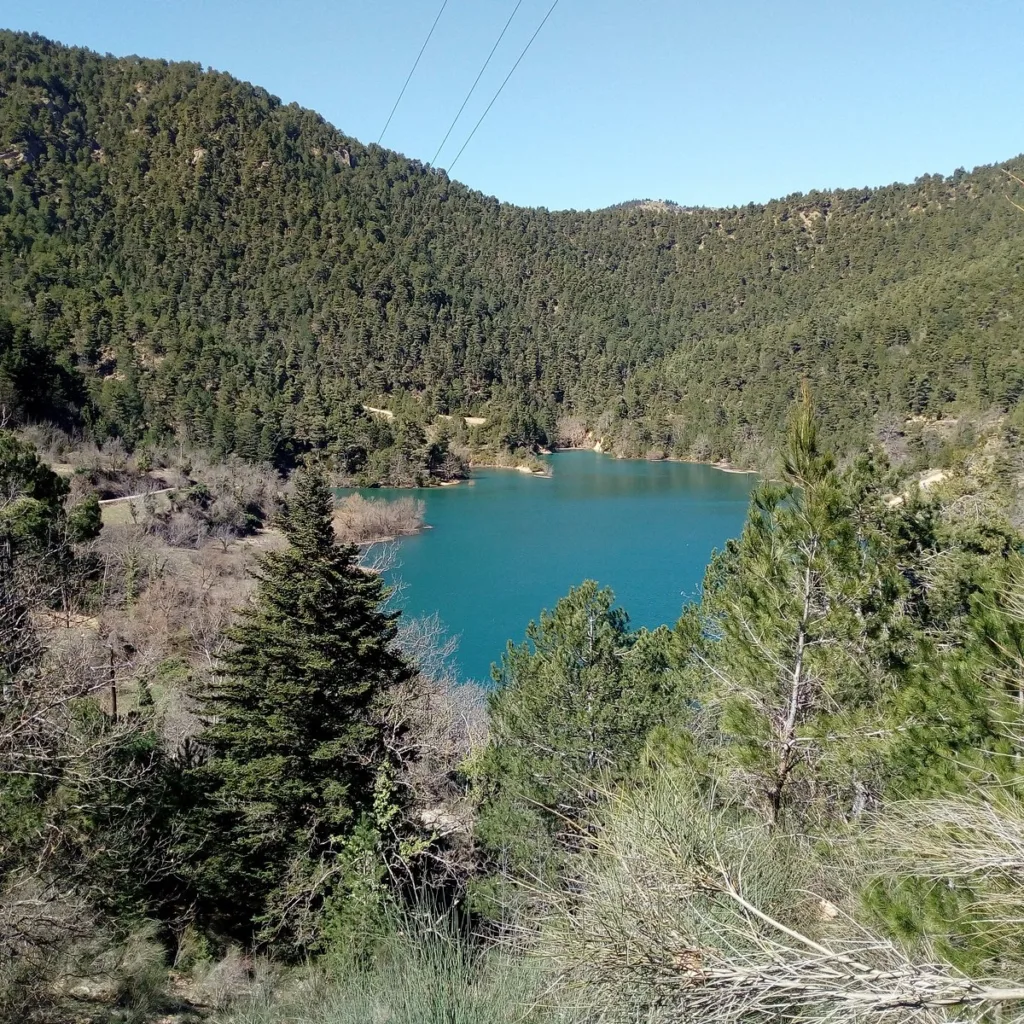 Η λίμνη-τάφος της Αχαΐας: Βουνό, χωριά και 11 κάτοικοι που έμειναν πίσω