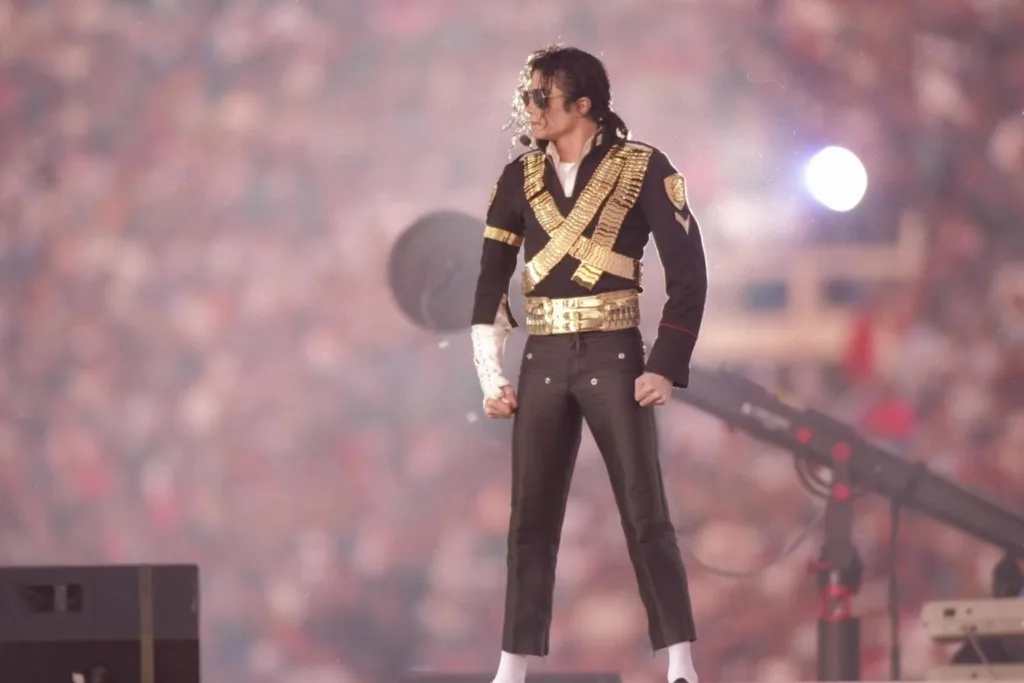 Michael Jackson: Από το παπούτσι του Smooth Criminal στο moonwalk – 7 λεπτομέρειες πίσω από τον μύθο