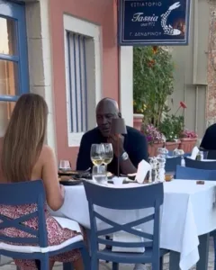 Ο Μάικλ Τζόρνταν έφαγε στην «Τασία» στο Φισκάρδο Ο Μάικλ Τζόρνταν έφαγε στην «Τασία» στο Φισκάρδο