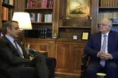 Μητσοτάκης σε Τασούλα: Αποκλιμάκωση στα καύσιμα και μέτρα από το πλεόνασμα