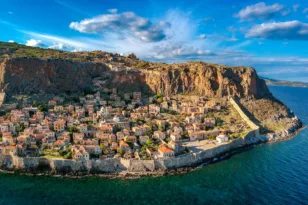 Μονεμβασιά: Το απόλυτο insider guide για το πιο ρομαντικό weekend του καλοκαιριού ΦΩΤΟ