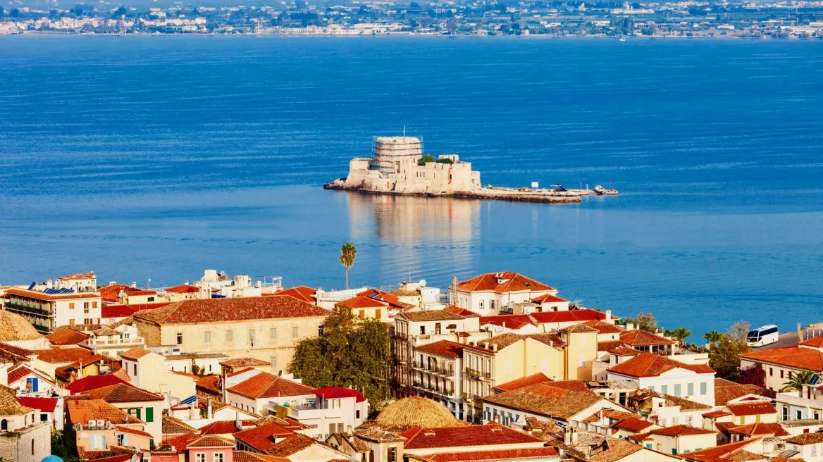 Από Πάτρα για Πελοπόννησο: 7 προορισμοί για κοντινή καλοκαιρινή απόδραση
