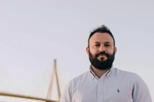 Μήνυμα ενότητας και αυτόνομης πορείας από τον Νίκο Μοίραλη: «Δεν χωρούν διγλωσσίες στο ΠΑΣΟΚ»
