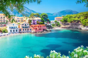 Κεφαλονιά: Η “αρχόντισσά” του Ιονίου, τι να δείτε