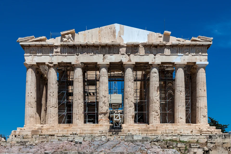Παρθενώνας: Η δυτική όψη αποκαλύπτεται μετά από 220 χρόνια – Τι άλλαξε στην Ακρόπολη
