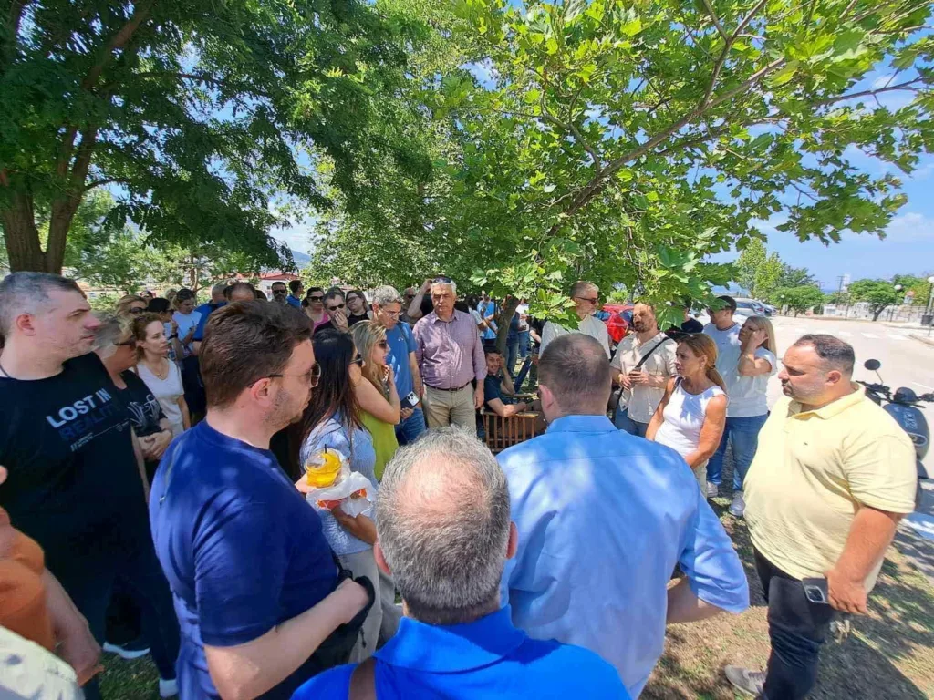 Πάτρα: Σε απεργιακό κλοιό το Ελληνικό Ανοικτό Πανεπιστήμιο - Κινητοποίηση συμβασιούχων εργαζομένων ΦΩΤΟ Πάτρα: Σε απεργιακό κλοιό το Ελληνικό Ανοικτό Πανεπιστήμιο - Κινητοποίηση συμβασιούχων εργαζομένων ΦΩΤΟ