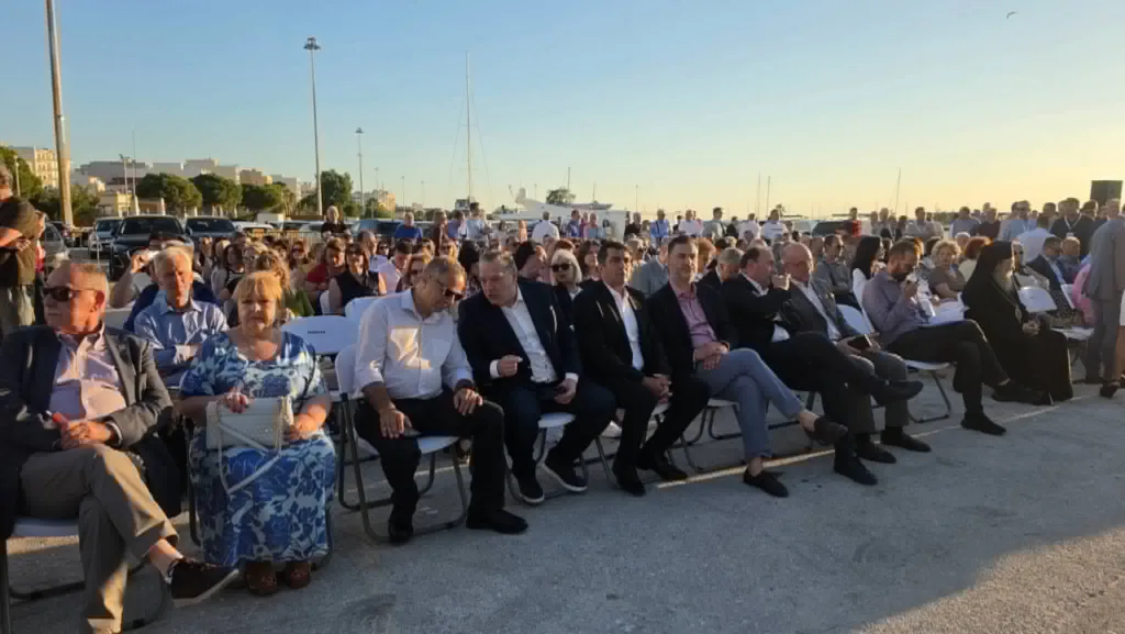 «Πάτρα Ενωμένη»: Η Patras Expo Agro Food & Drink δείχνει τον δρόμο για εξωστρέφεια και ανάπτυξη «Πάτρα Ενωμένη»: Η Patras Expo Agro Food & Drink δείχνει τον δρόμο για εξωστρέφεια και ανάπτυξη