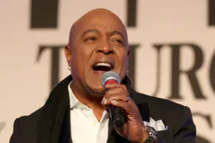 Peabo Bryson: Πέθανε ο τραγουδιστής του «Beauty and the Beast» και του «A Whole New World»