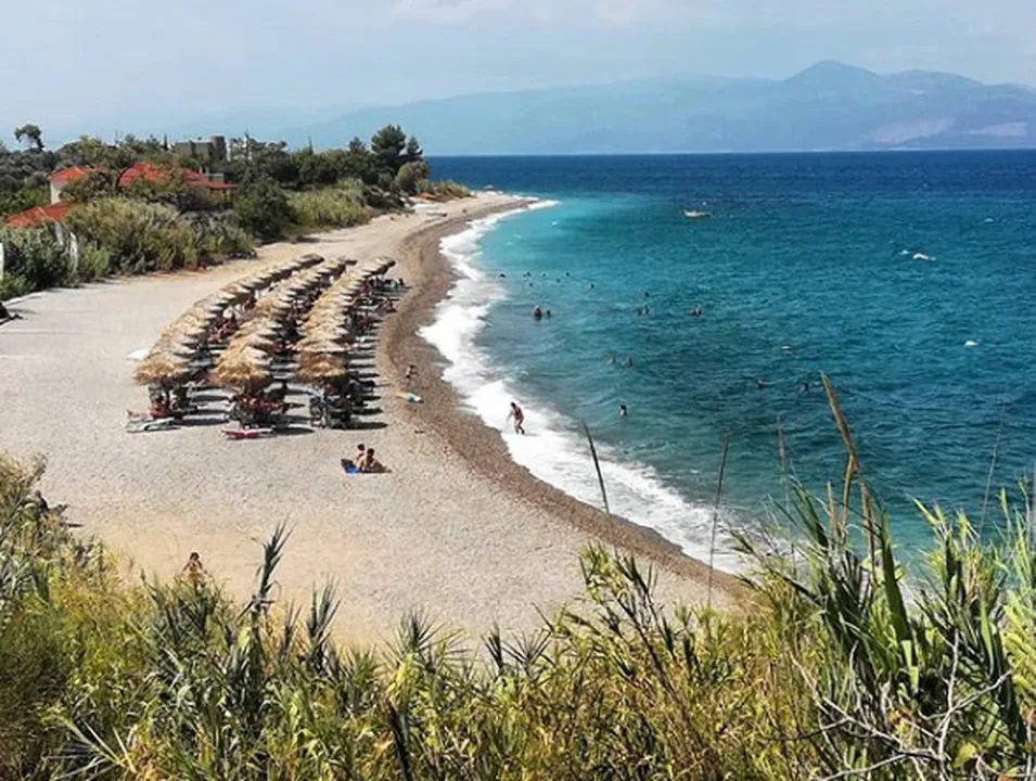 Αχαΐα πέρα από τα γνωστά: Οι ήσυχες ακτές που αξίζει να ανακαλύψετε