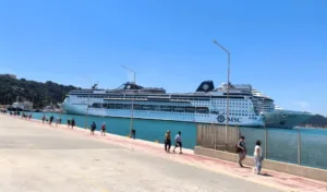 Στο Κατάκολο τρία κρουαζιερόπλοια μετέφεραν 13.000 κόσμο! ΦΩΤΟ