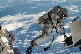 NASA: Επιστροφή αστροναυτών στον ISS μετά από συναγερμό για διαρροή αέρα – Σε εξέλιξη οι έλεγχοι στο ρωσικό τμήμα