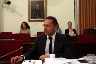 Στουρνάρας για νόμο Κατσέλη: Γιατί ήταν «αναγκαία» η ρύθμιση για 100.000 δανειολήπτες