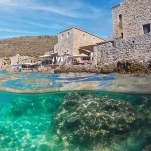 Road Trip στην Πελοπόννησο: 4 παραθαλάσσια χωριά που προσεγγίζεις με ένα γέμισμα ντεπόζιτου