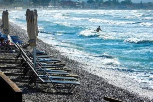 Καιρός: Δεν έρχεται ο ακραίος καύσωνας, αλλά τα 8 μποφόρ φέρνουν συναγερμό για φωτιές
