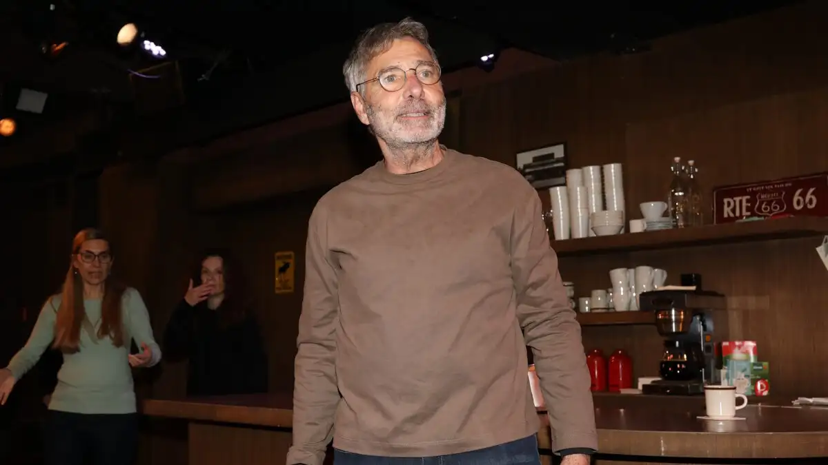 «κοιμόμουν μία ώρα και έπινα 23, έκοψα το αλκοόλ την ημέρα που κατάλαβα ότι θα πεθάνω», αποκαλυπτικός ο θοδωρής αθερίδης