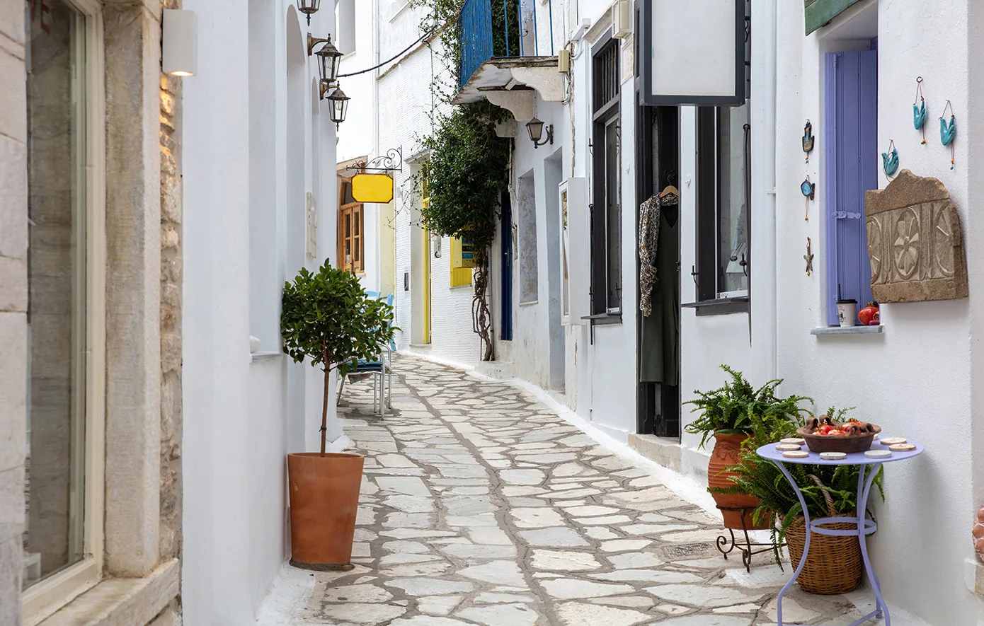 Τα χωριά της Τήνου που αξίζει να βάλεις στο καλοκαιρινό πρόγραμμα