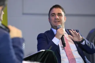 Τσουκαλάς: «Αν το ΠΑΣΟΚ δεν είναι πρώτο, θα έχουμε κυβέρνηση ΝΔ» – Αιχμές για Τσίπρα και ακρίβεια