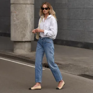 Capsule Wardrobe για το Σαββατοκύριακο: Πώς να χωρέσεις 7 διαφορετικά looks σε μια carry-on τσάντα