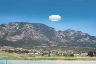 Από τον ET στα UFO του Πενταγώνου: Γιατί κάθε εποχή φτιάχνει τους δικούς της εξωγήινους
