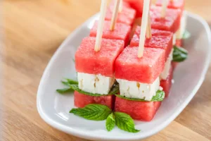 Καλοκαίρι στο πιάτο: 5 ελληνικά superfoods που θα σε απογειώσουν τώρα!