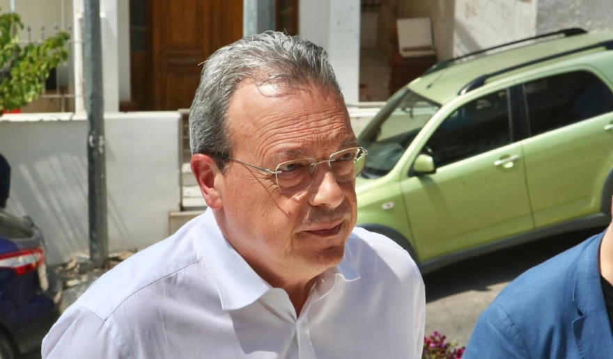 Νάσος Αθανασίου: Το τελευταίο αντίο στον δημοσιογράφο και πρώην βουλευτή