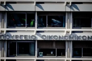 ΥΠΟΙΚ κατά ΣΥΡΙΖΑ: «20 μύθοι και 20 αλήθειες» για την οικονομία