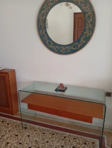 ΠΩΛΟΥΝΤΑΙ ΕΠΙΠΛΑ ΠΩΛΟΥΝΤΑΙ ΕΠΙΠΛΑ