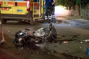 Πέθανε μοτοσικλετιστής μετά από σφοδρή σύγκρουση με βαν στα Χανιά
