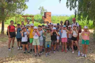 Πάτρα: Οικολογικός περίπατος στο Έλος της Αγυιάς για τα παιδιά των δημοτικών κατασκηνώσεων
