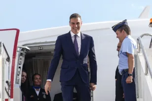 Ο Τραμπ απειλούσε την Ισπανία, ο Σάντσεθ λέει ότι μιλούσαν για… Μουντιάλ και γκολφ