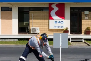 ΕΚΟ: ασφαλής και αξιόπιστος ανεφοδιασμός των αερομεταφορών σε όλη την Ελλάδα