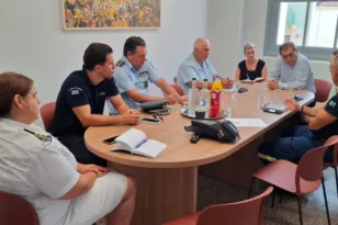 Έκτακτη σύσκεψη στον Δήμο Πατρέων για τον κίνδυνο πυρκαγιάς – Σε κατάσταση αυξημένης ετοιμότητας οι υπηρεσίες