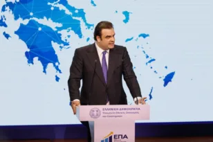 Πιερρακάκης: Έσοδα «από τον αέρα» για την Ευρώπη – Το σχέδιο με τις συχνότητες κινητής