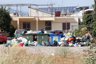 Αιγιάλεια: Σύγκρουση για την μεταφορά απορριμμάτων στην Τριανταφυλλιά – Διχογνωμία για τον ανάδοχο
