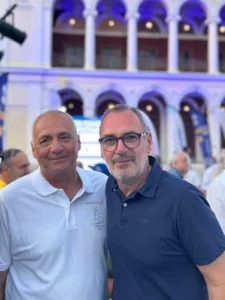Πλημμύρισε από τους μικρούς «καπετάνιους» των Optimist η πλατεία Γεωργίου Α΄ - Φωτογραφίες