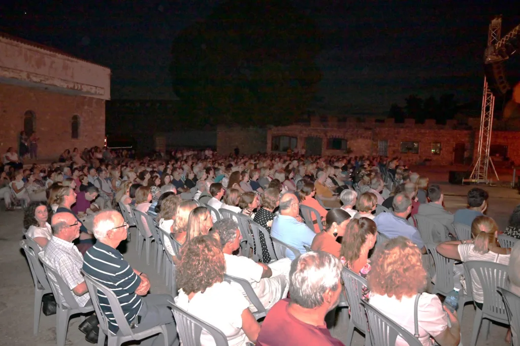 Πάτρα: Η Μεσόγειος τραγούδησε στην Αχαΐα Κλάους – Σόνια Θεοδωρίδου, Cantelena και Ensemble Sonus Amantes σε μια ξεχωριστή βραδιά ΦΩΤΟ