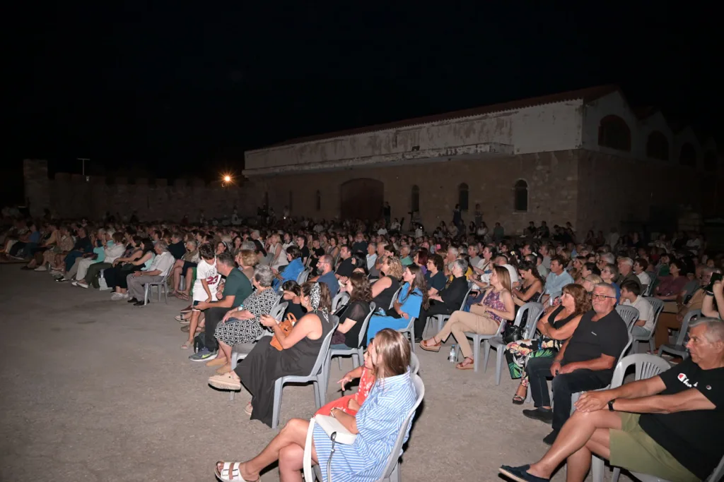Πάτρα: Η Μεσόγειος τραγούδησε στην Αχαΐα Κλάους – Σόνια Θεοδωρίδου, Cantelena και Ensemble Sonus Amantes σε μια ξεχωριστή βραδιά ΦΩΤΟ
