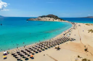 5 παραθαλάσσια μέρη στην Πελοπόννησο για την επόμενη απόδρασή σου