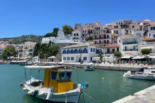 Η Σκόπελος στους κορυφαίους κινηματογραφικούς προορισμούς της Μεσογείου