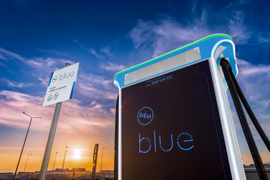 ΔΕΗ blue - Visa: Νέα καλοκαιρινή προσφορά με επιβράβευση έως 18€ τον μήνα για τη φόρτιση ηλεκτρικών οχημάτων ΔΕΗ blue - Visa: Νέα καλοκαιρινή προσφορά με επιβράβευση έως 18€ τον μήνα για τη φόρτιση ηλεκτρικών οχημάτων