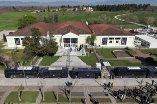 Τέμπη: Στο δικαστήριο η μάχη για τις κατηγορίες – Τι ζητούν οι συγγενείς των θυμάτων